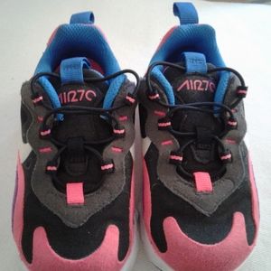 Baby Nike Air 70 Sneakers
